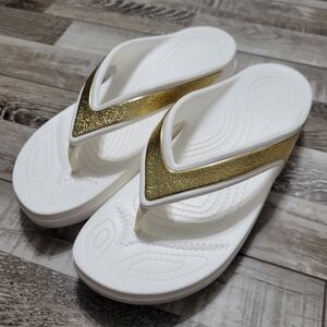 Crocs Sloane Shine Wedge Flip Gold Glitter Size 9